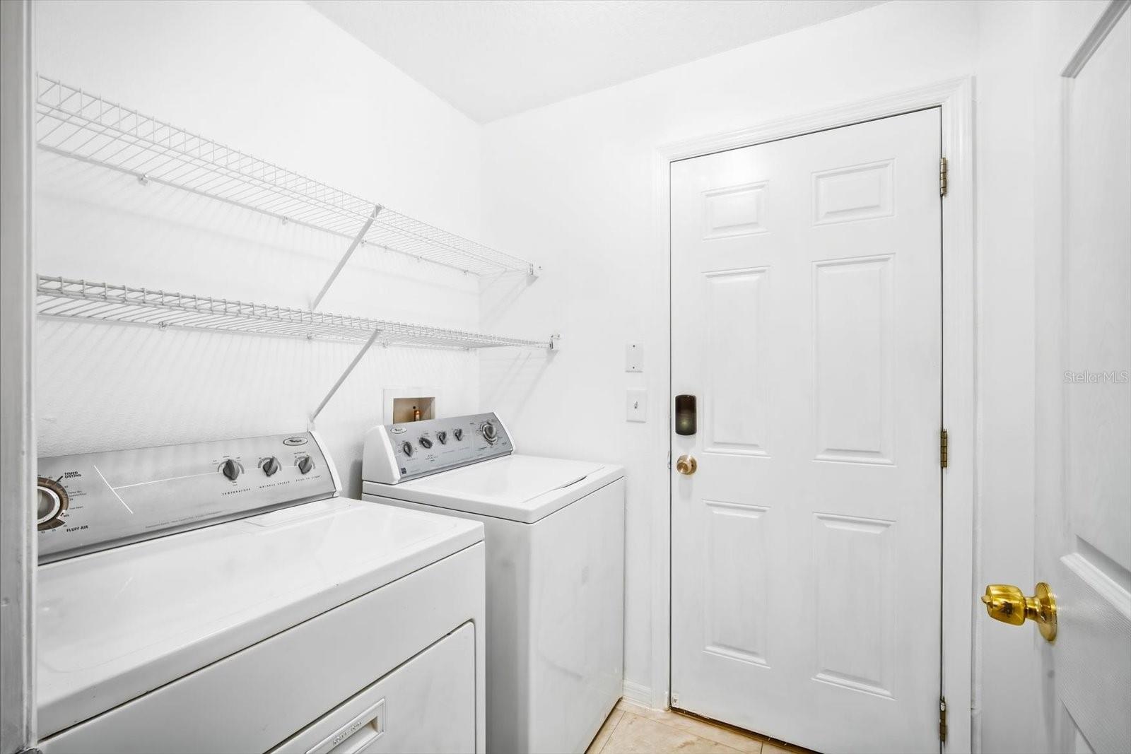3005 W CHESTNUT ST — photo 24