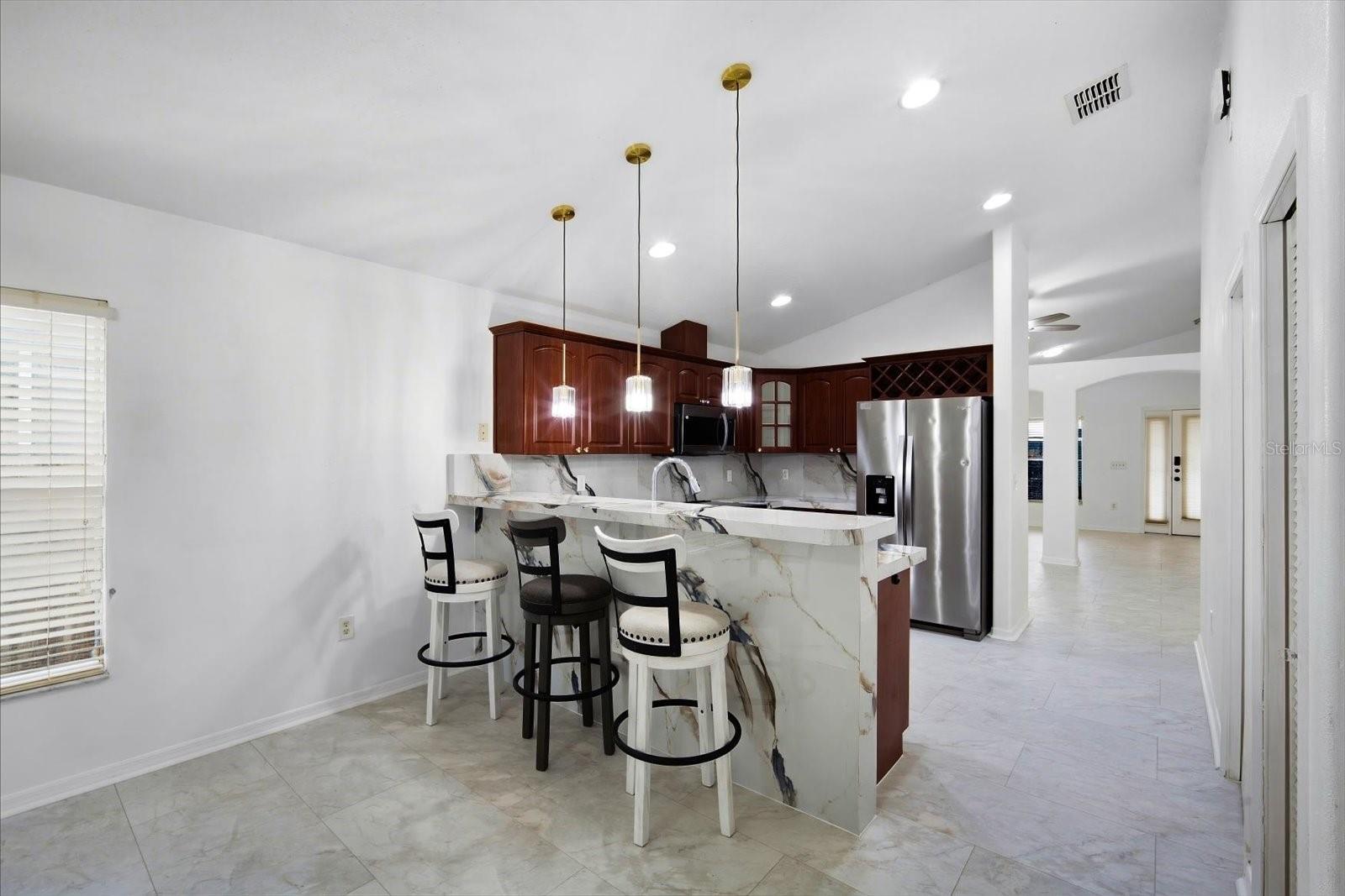 3005 W CHESTNUT ST — photo 13
