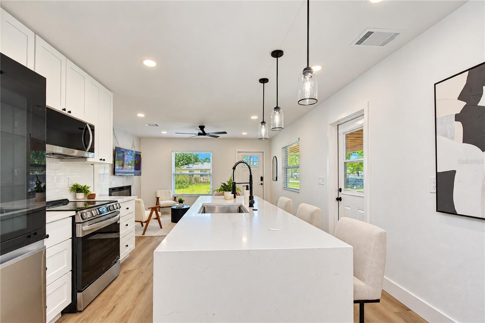 4000 W WALLACE AVE — photo 20