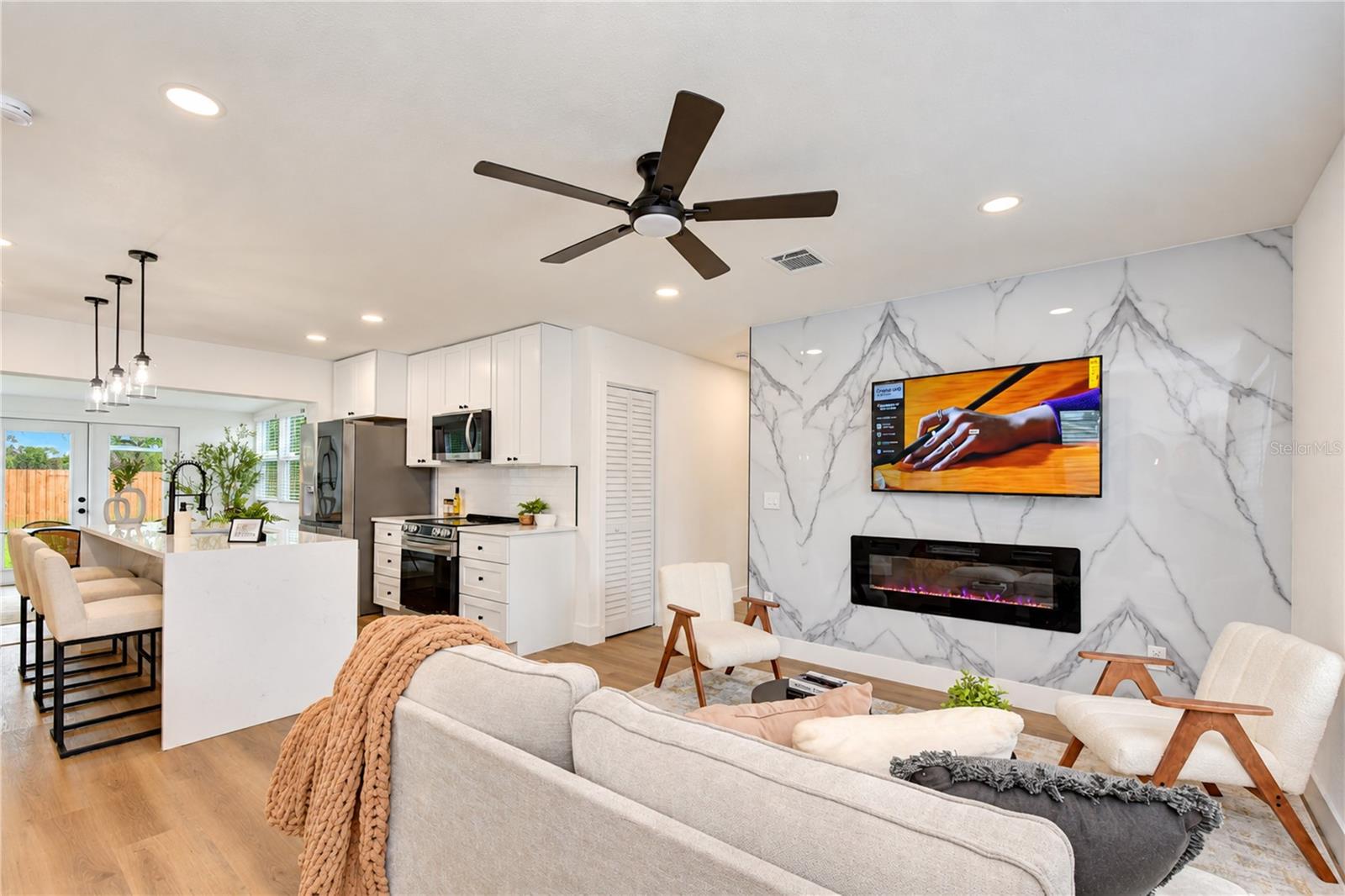 4000 W WALLACE AVE — photo 18