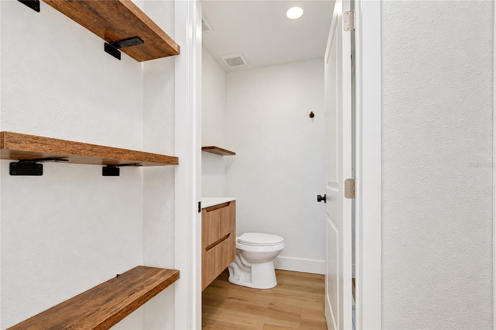 4000 W WALLACE AVE — photo 41