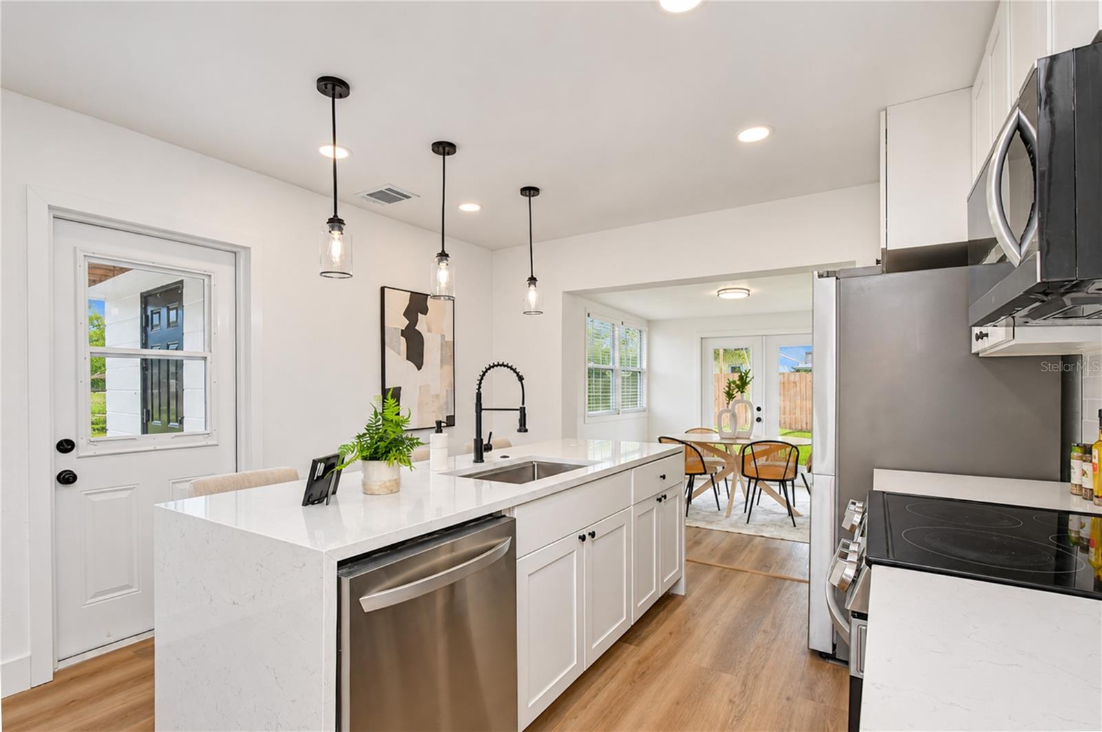 4000 W WALLACE AVE — photo 21