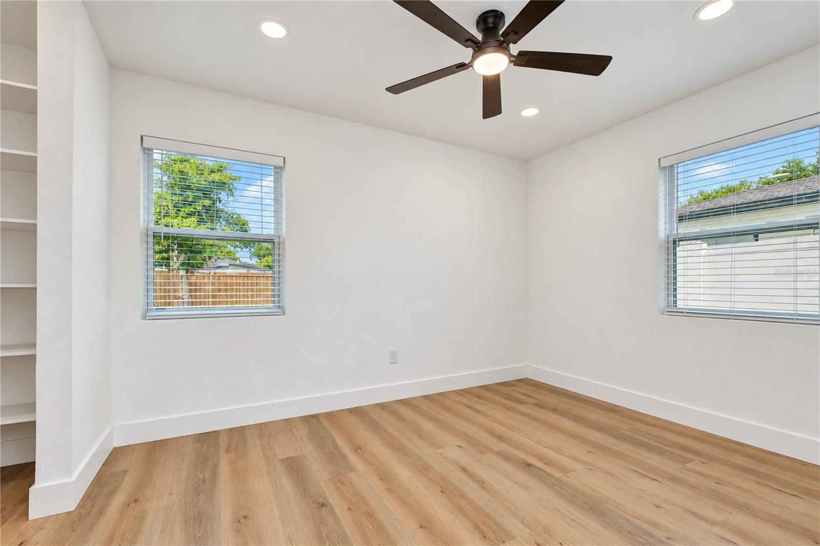 4000 W WALLACE AVE — photo 35