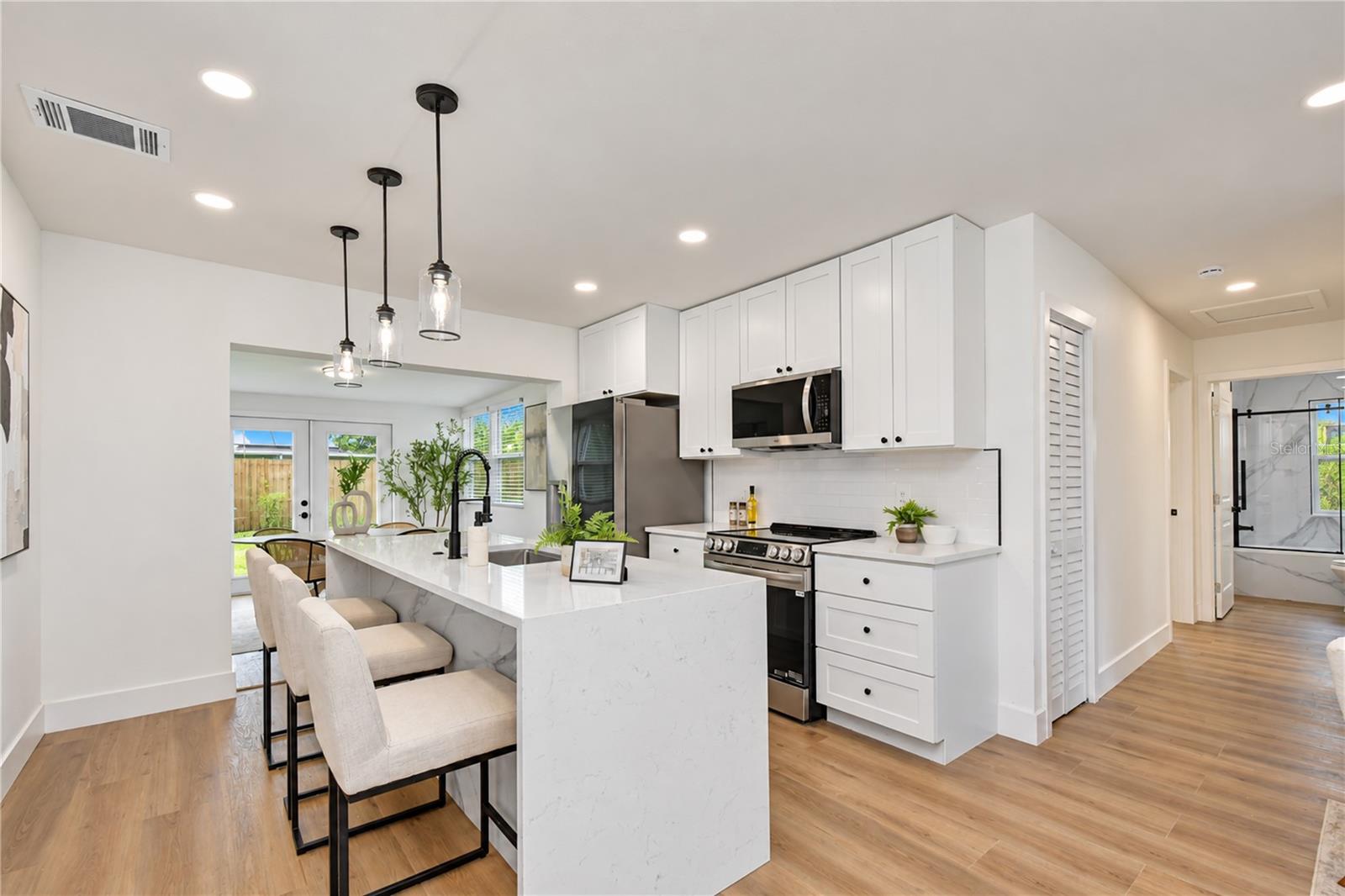 4000 W WALLACE AVE — photo 15