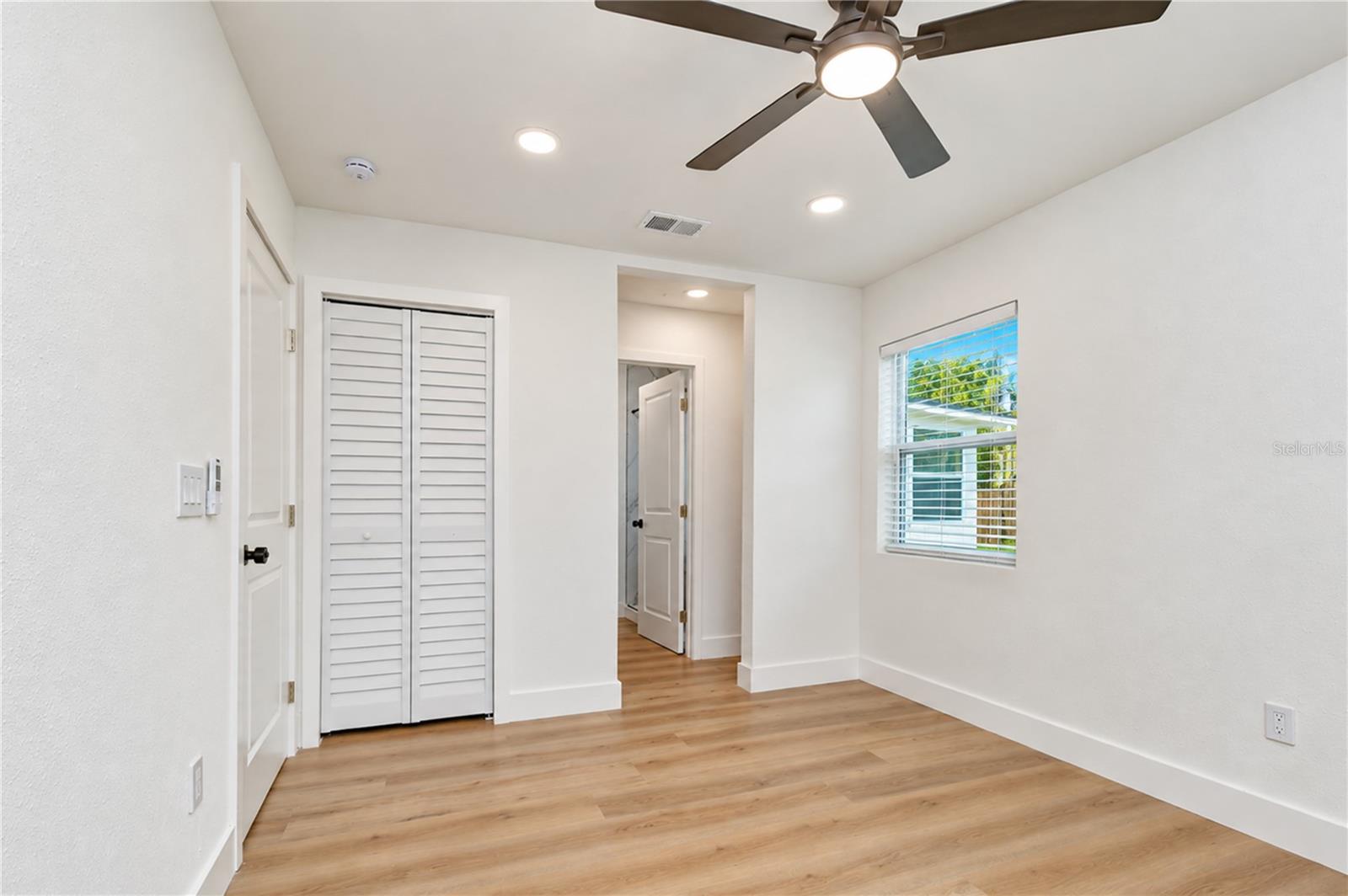 4000 W WALLACE AVE — photo 38