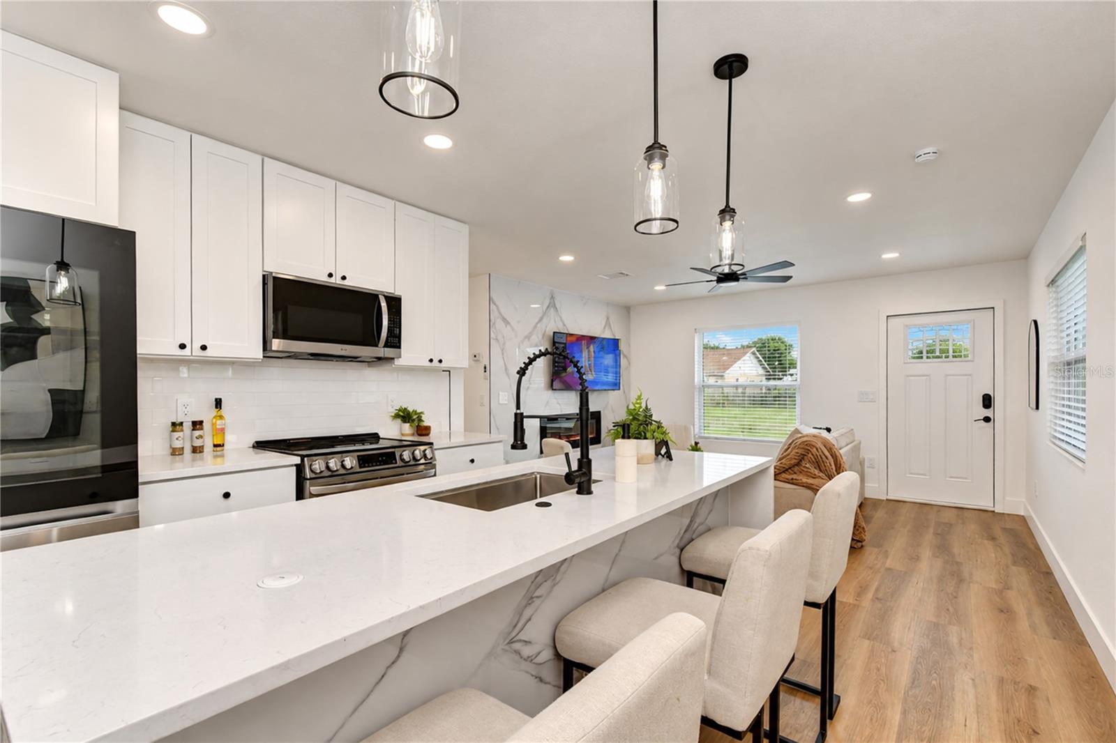 4000 W WALLACE AVE — photo 23