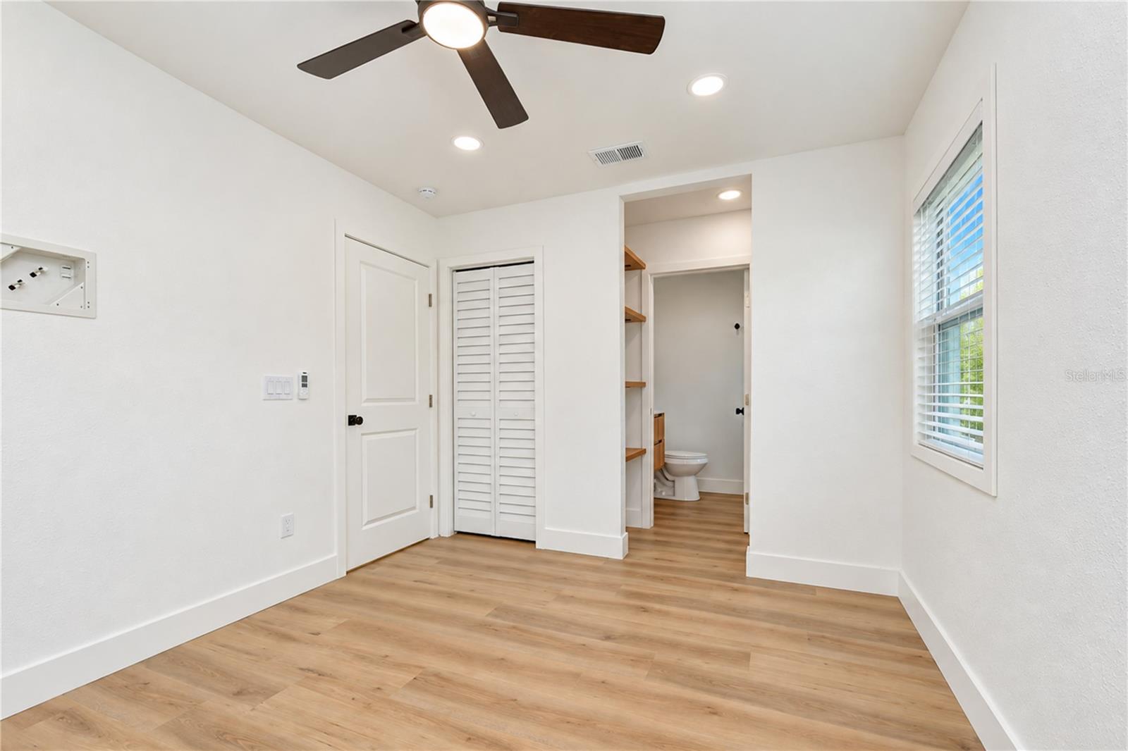 4000 W WALLACE AVE — photo 37