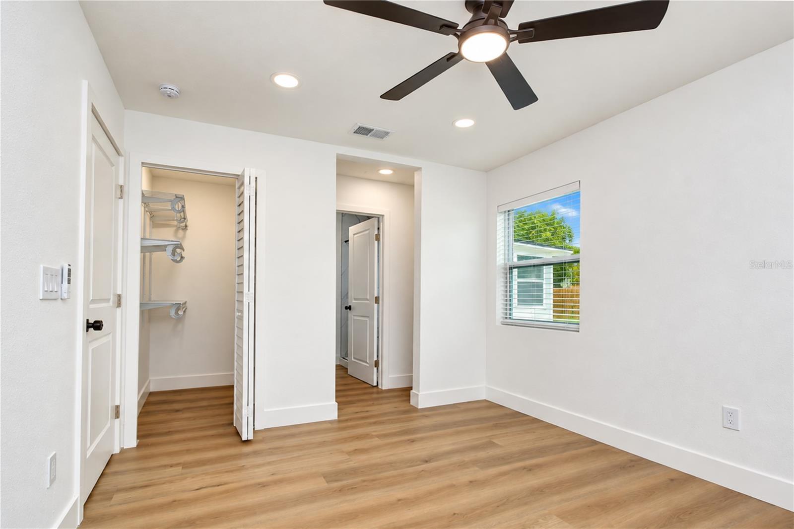 4000 W WALLACE AVE — photo 39