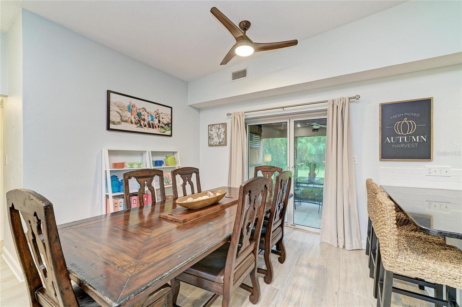 126 HOLLY AVE — photo 10