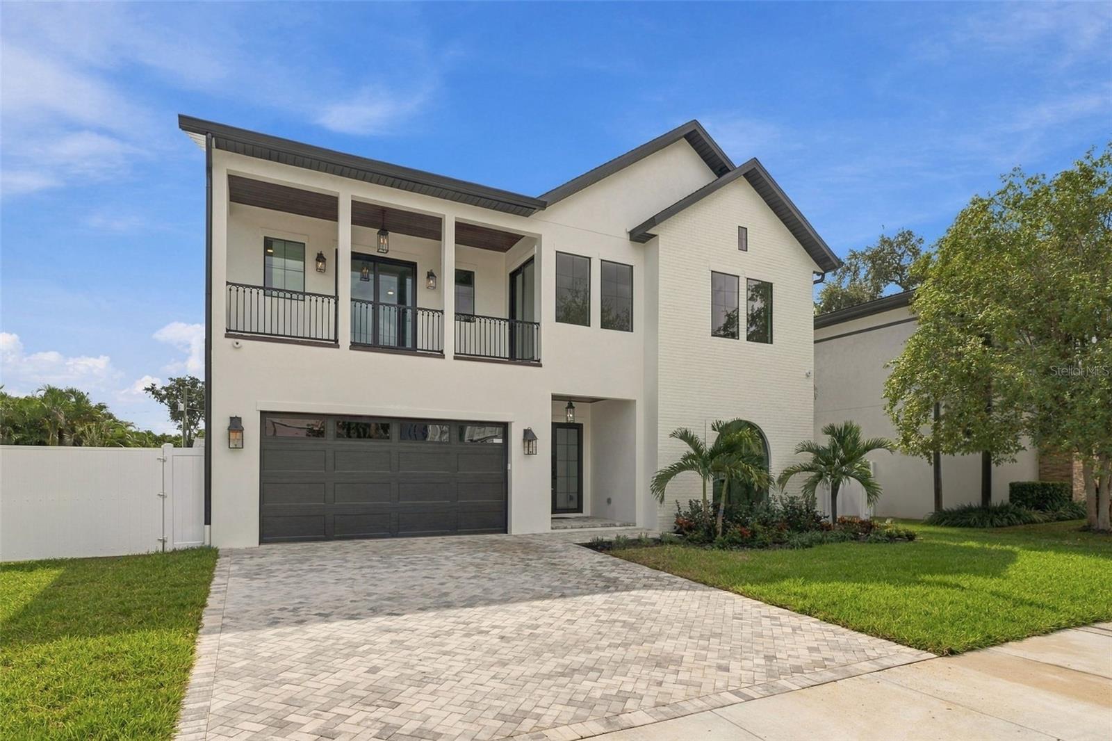 3604 W LEONA ST — photo 2