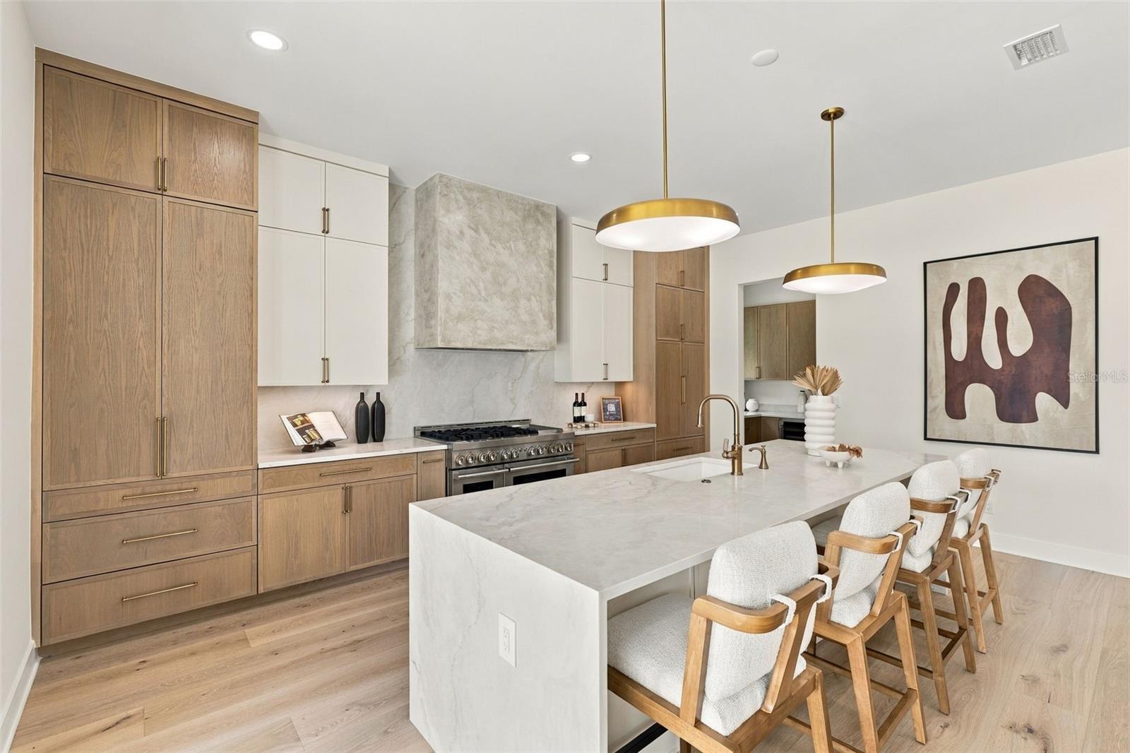 3604 W LEONA ST — photo 8