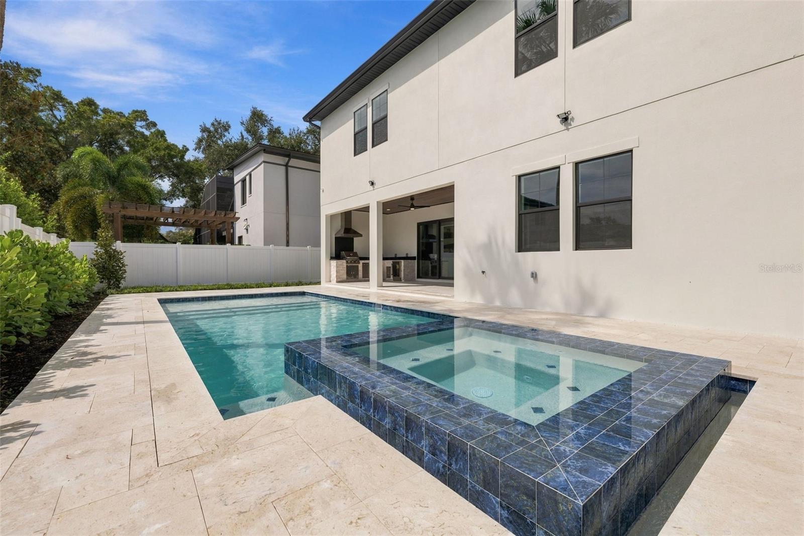 3604 W LEONA ST — photo 48