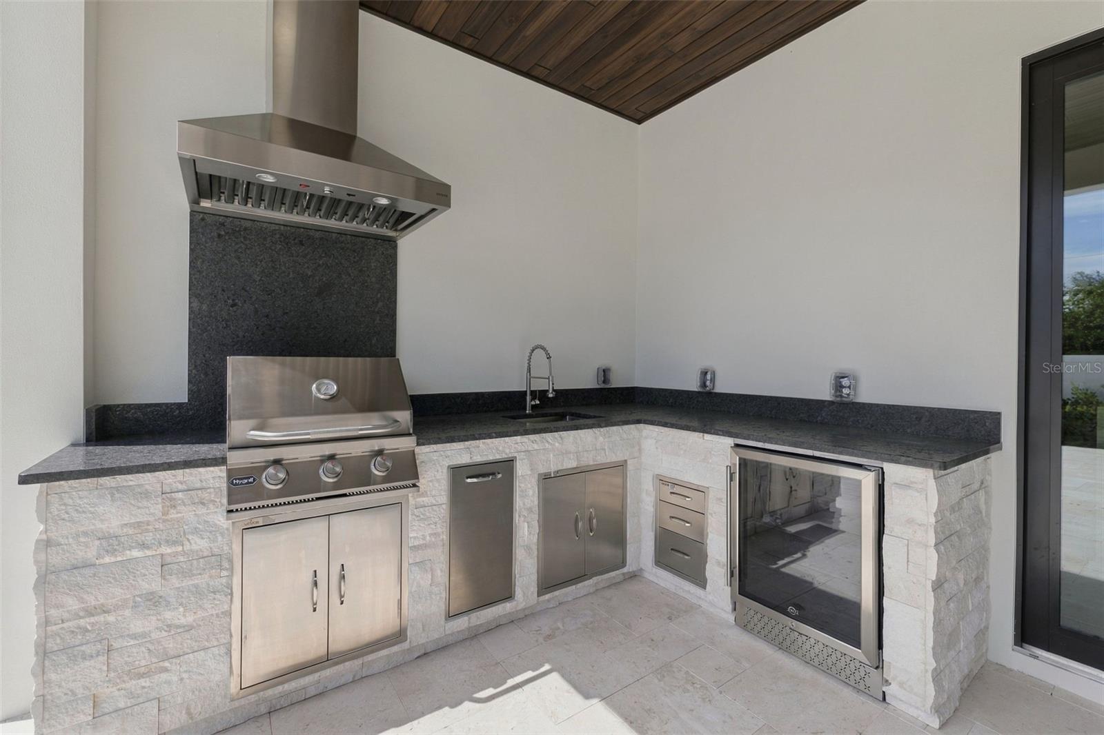 3604 W LEONA ST — photo 40