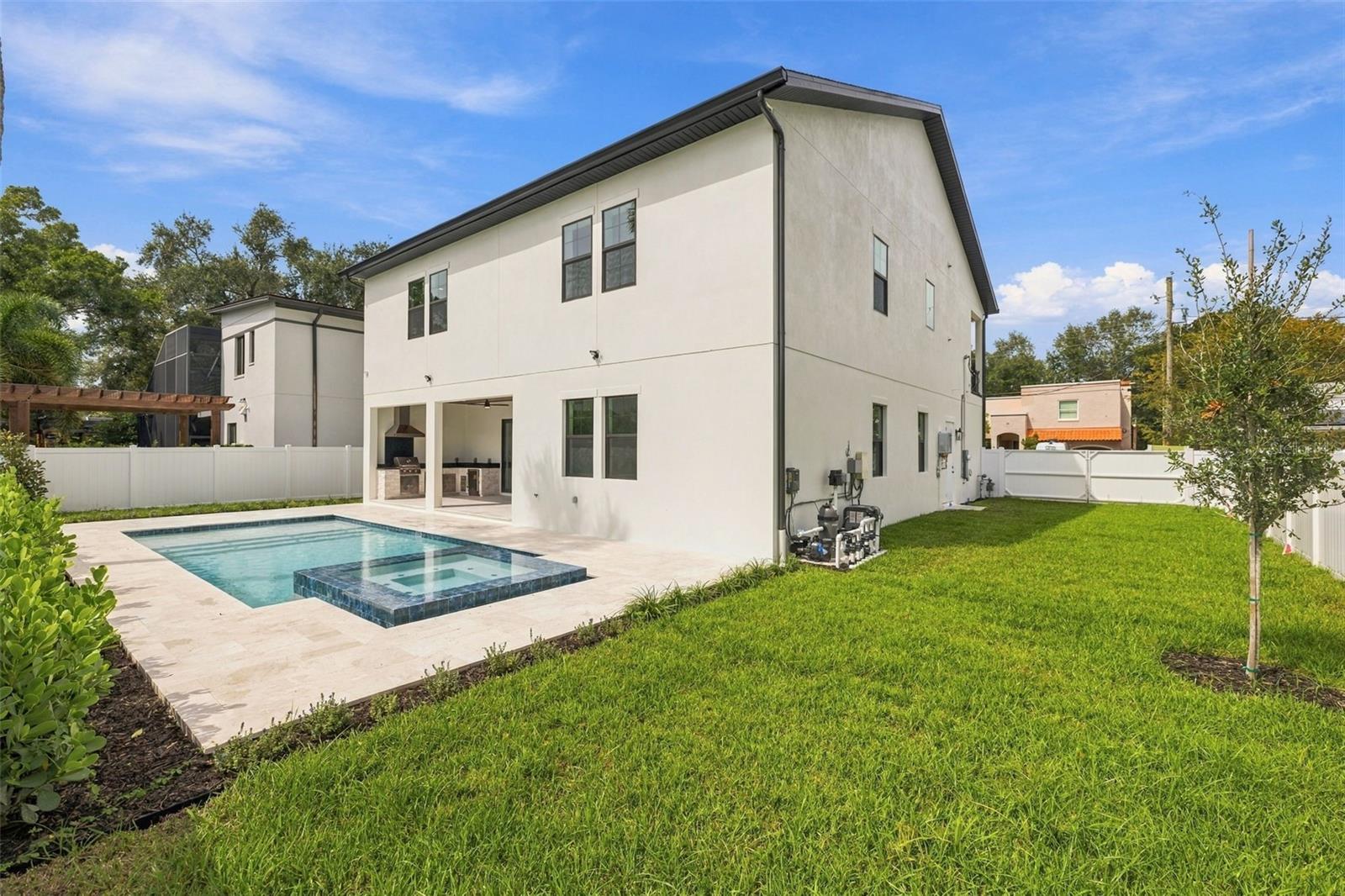 3604 W LEONA ST — photo 49