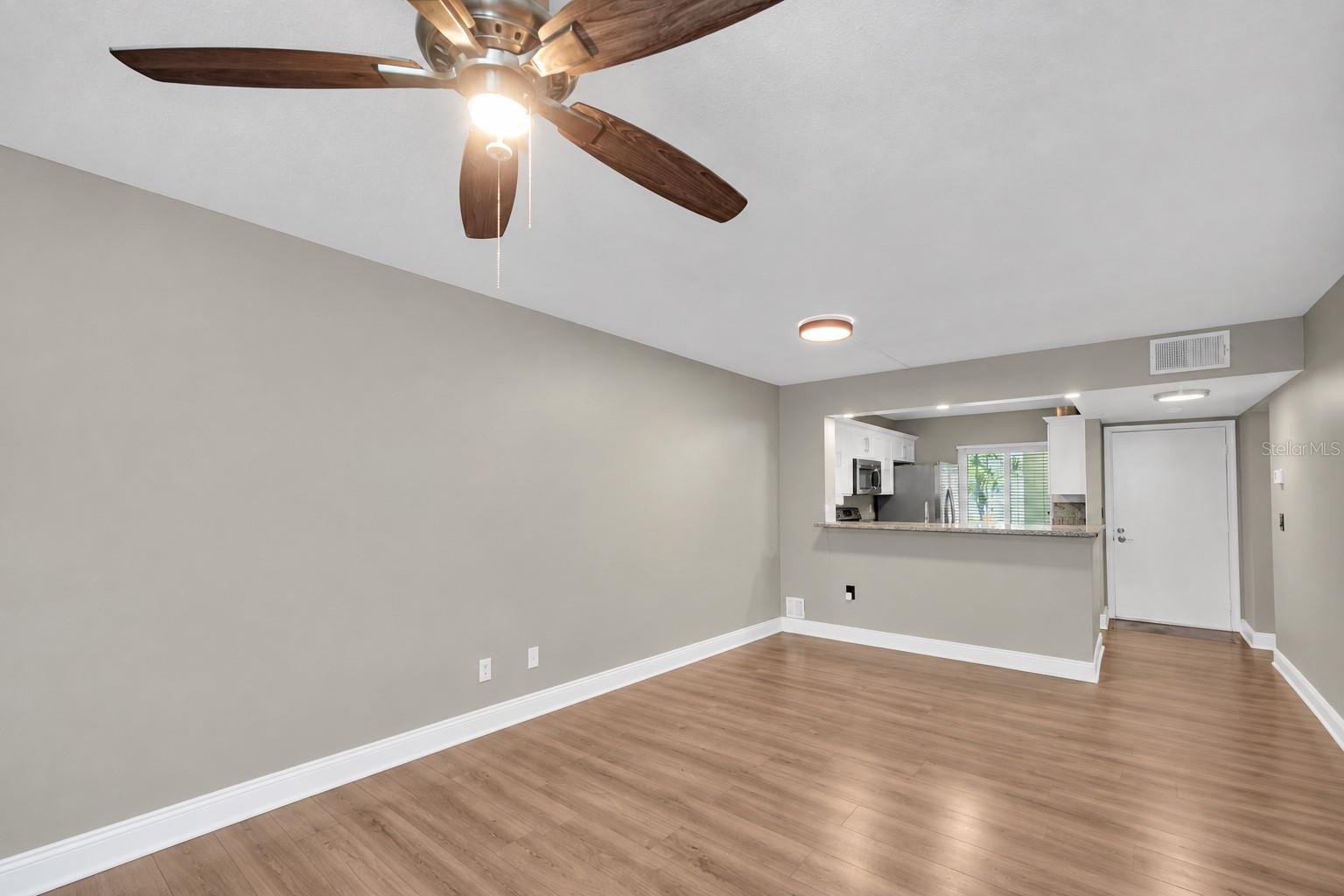 2209 BELLEAIR RD #C3 — photo 9
