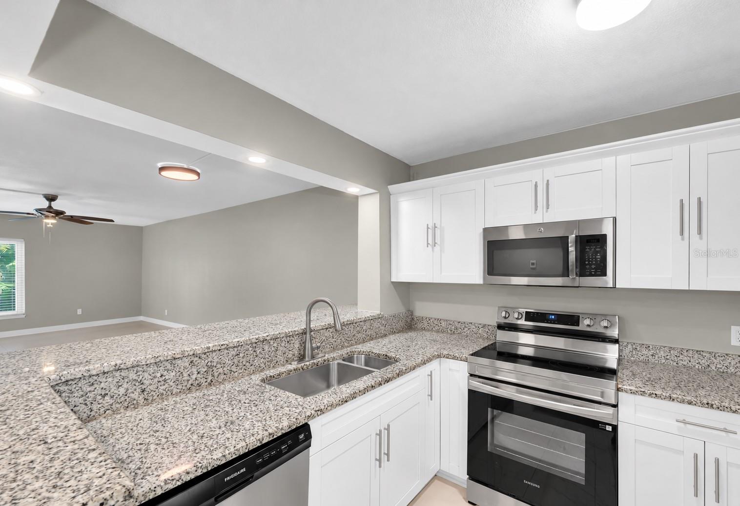 2209 BELLEAIR RD #C3 — photo 5