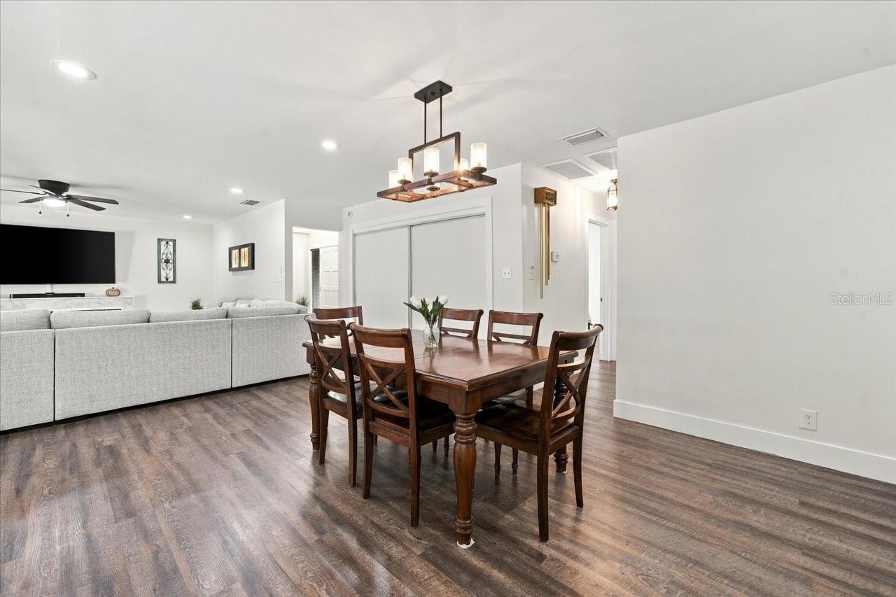 2231 S VILLAGE AVE — photo 11