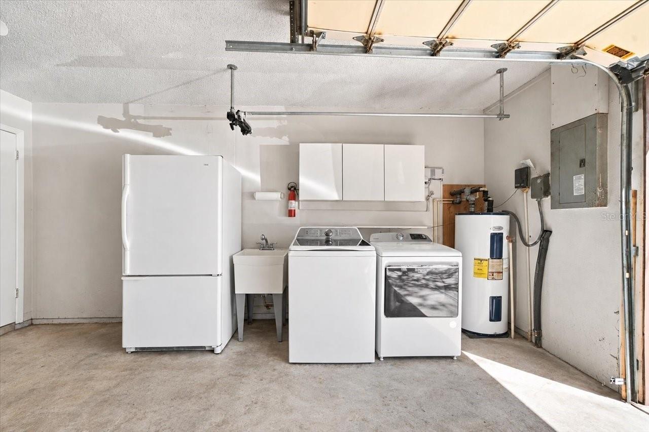 2231 S VILLAGE AVE — photo 41
