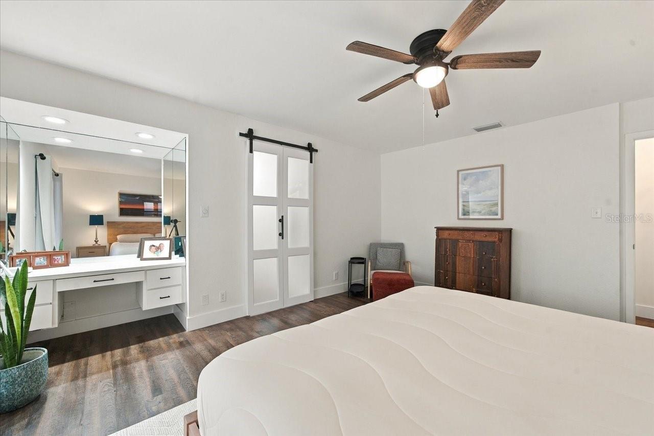 2231 S VILLAGE AVE — photo 35