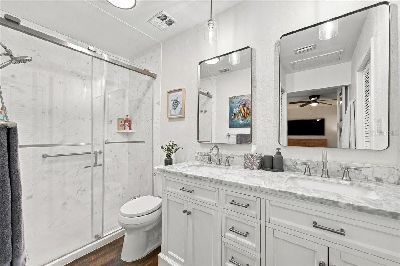 2231 S VILLAGE AVE — photo 38