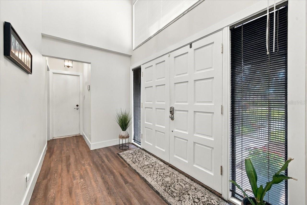 2231 S VILLAGE AVE — photo 9