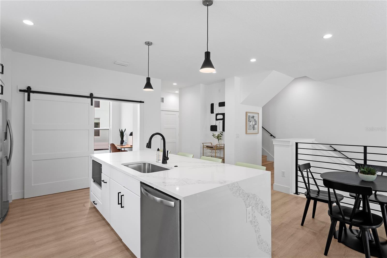 3870 POMPANO DR SE — photo 13