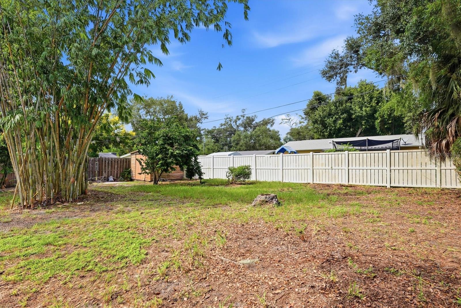 2533 HAWTHORNE ST — photo 11
