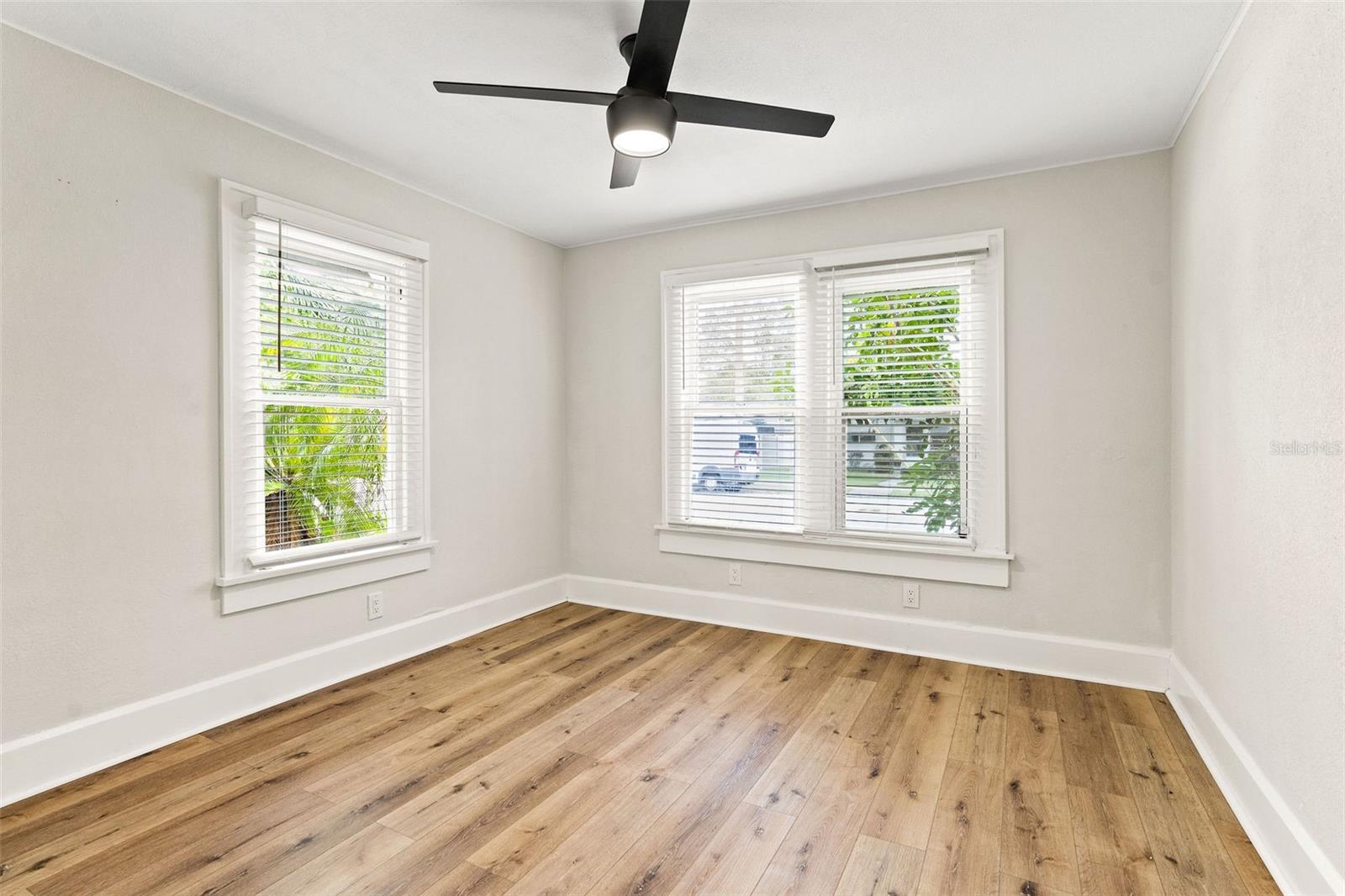 1153 34TH AVE N #11 — photo 7