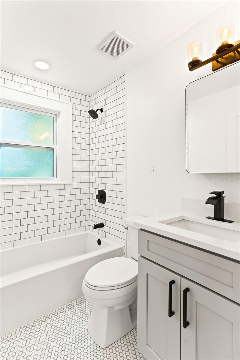 1153 34TH AVE N #11 — photo 9