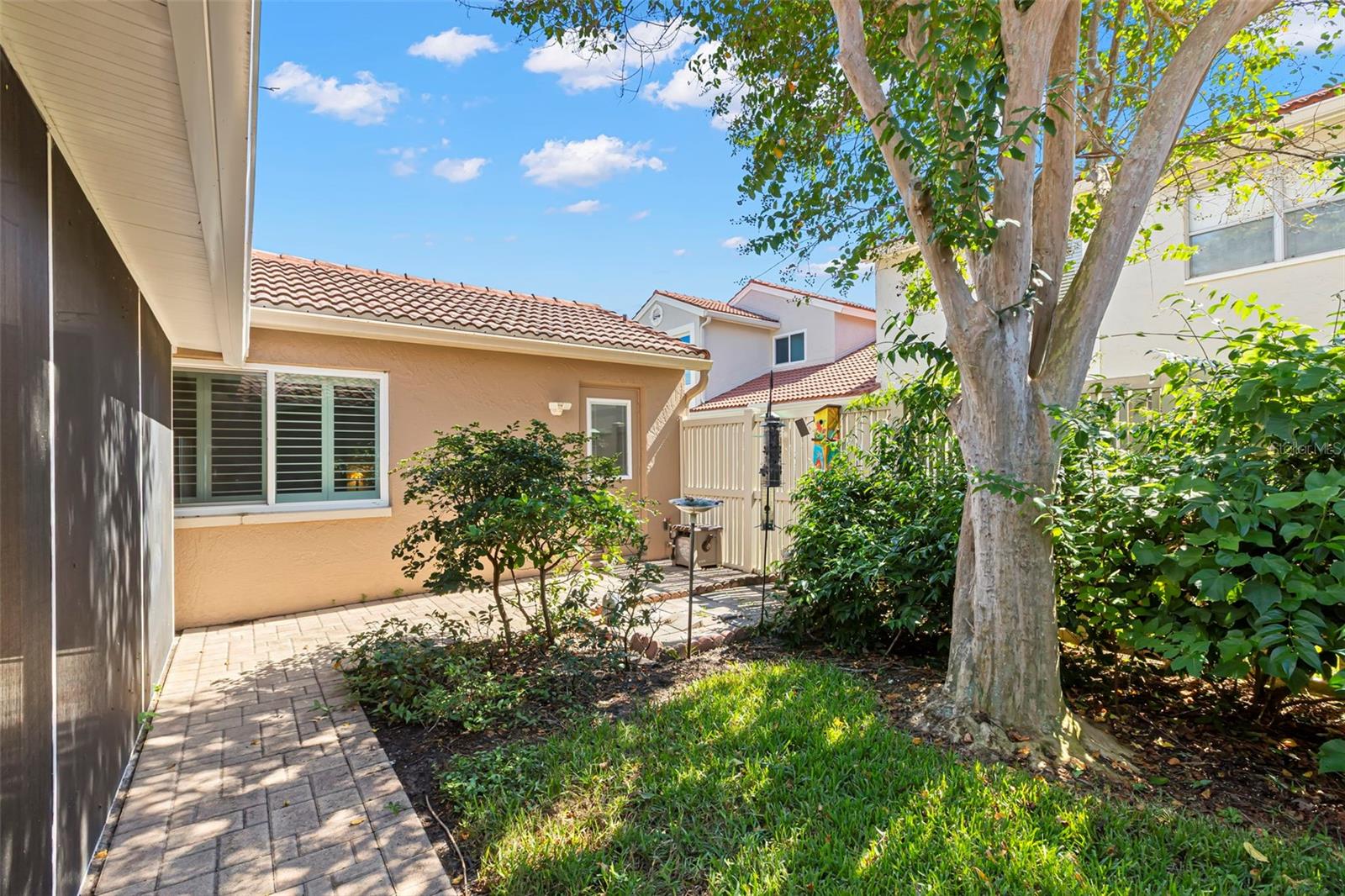 495 ST TROPEZ CIR NE — photo 14