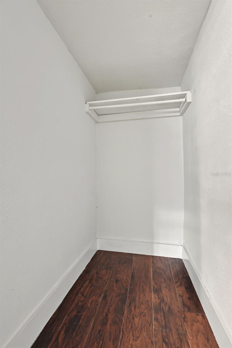 1301 E 18TH AVE — photo 28
