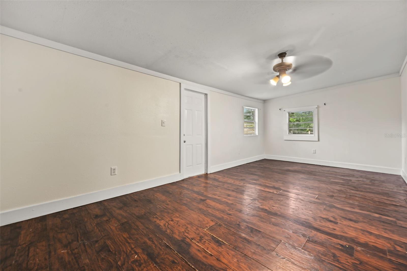 1301 E 18TH AVE — photo 9