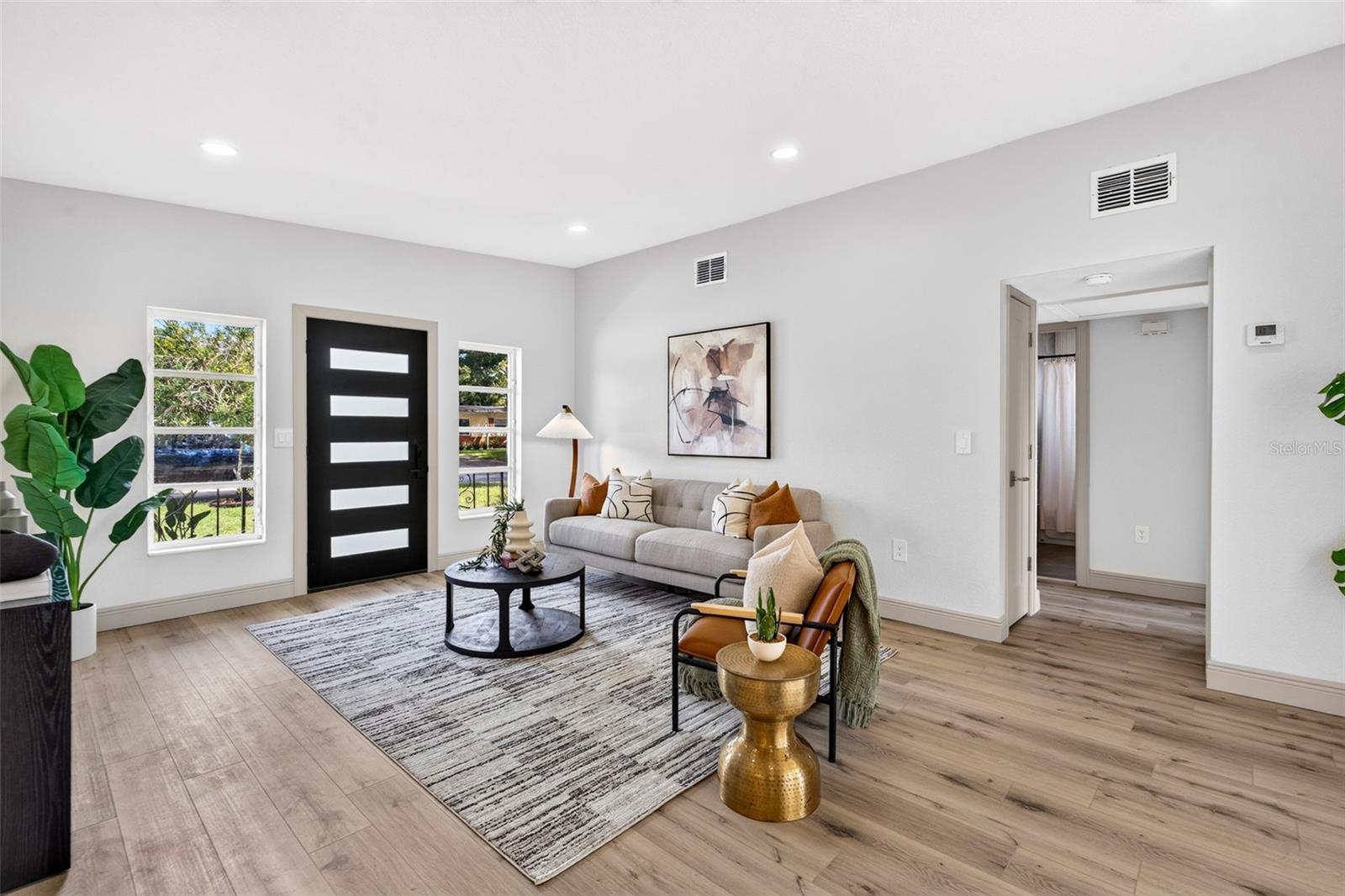 3486 FLORAL DR — photo 6