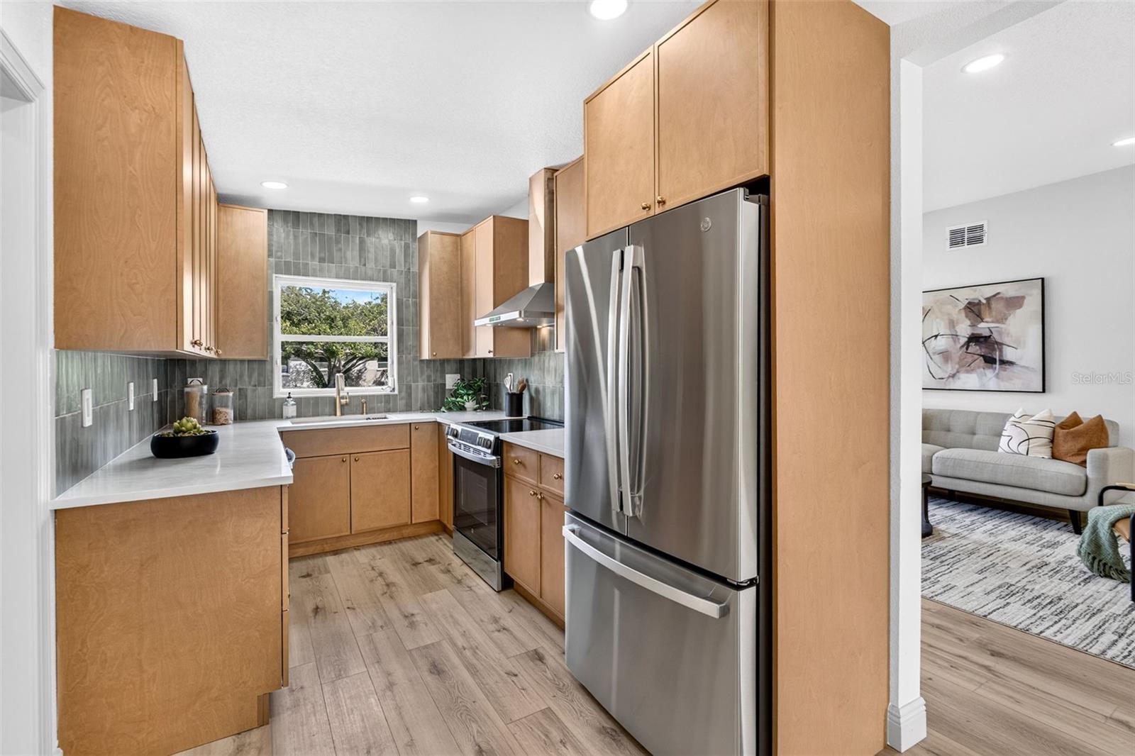 3486 FLORAL DR — photo 14