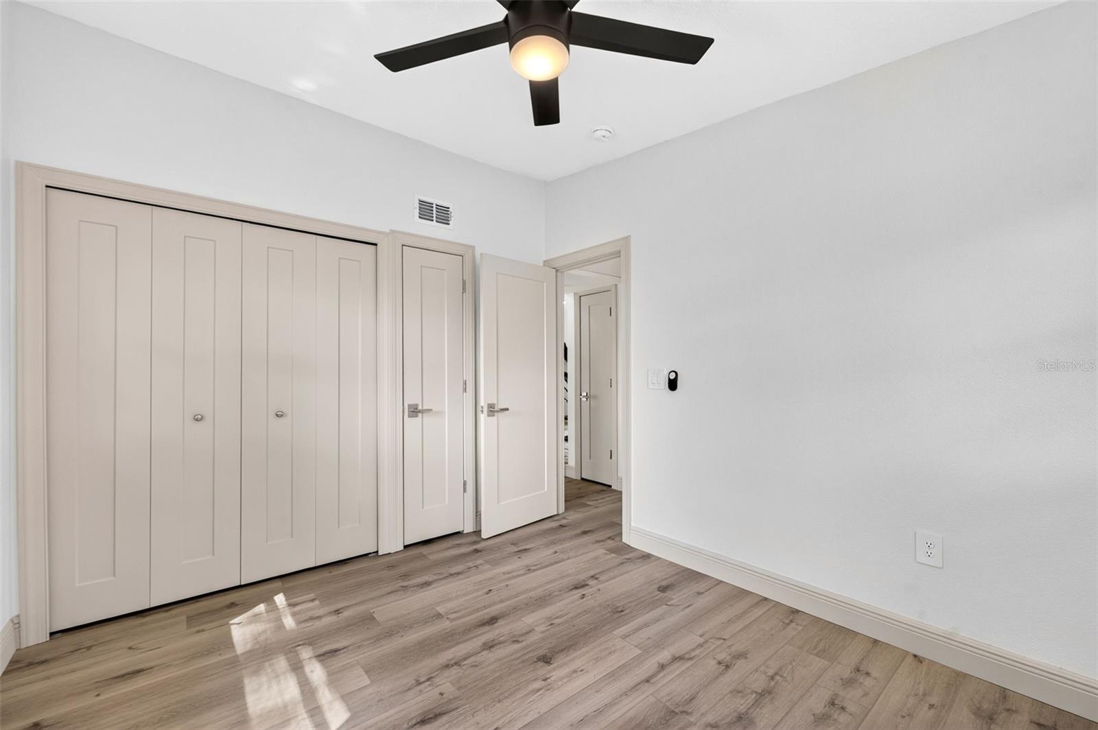 3486 FLORAL DR — photo 18
