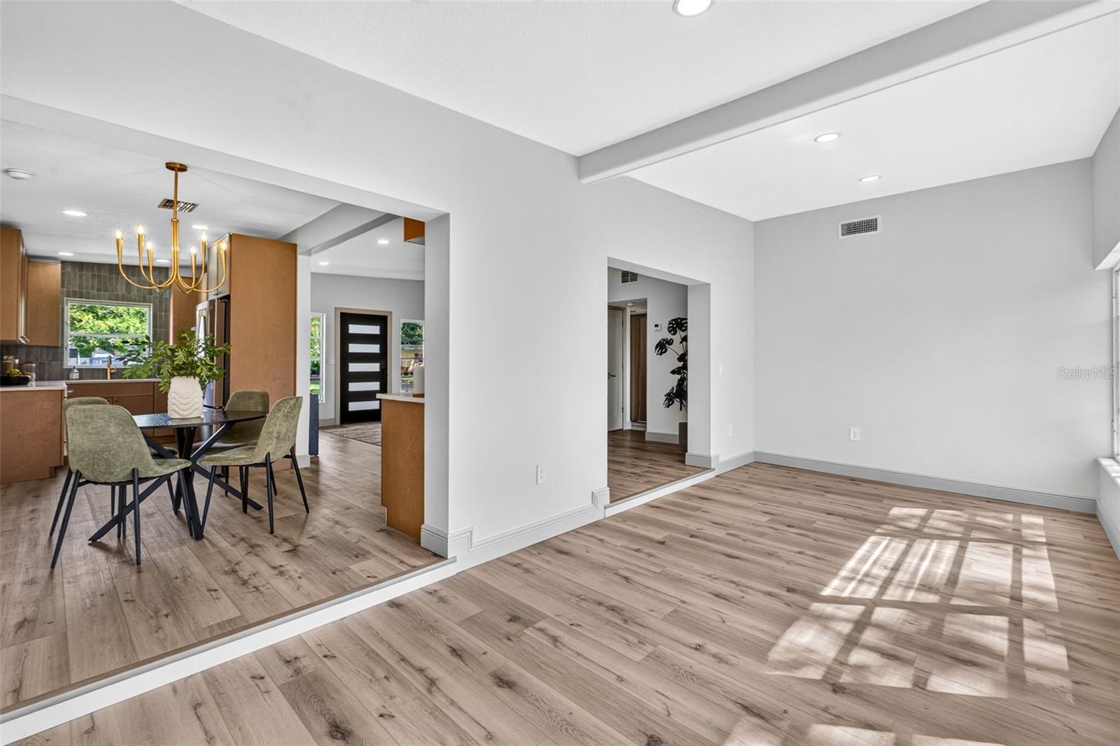 3486 FLORAL DR — photo 8
