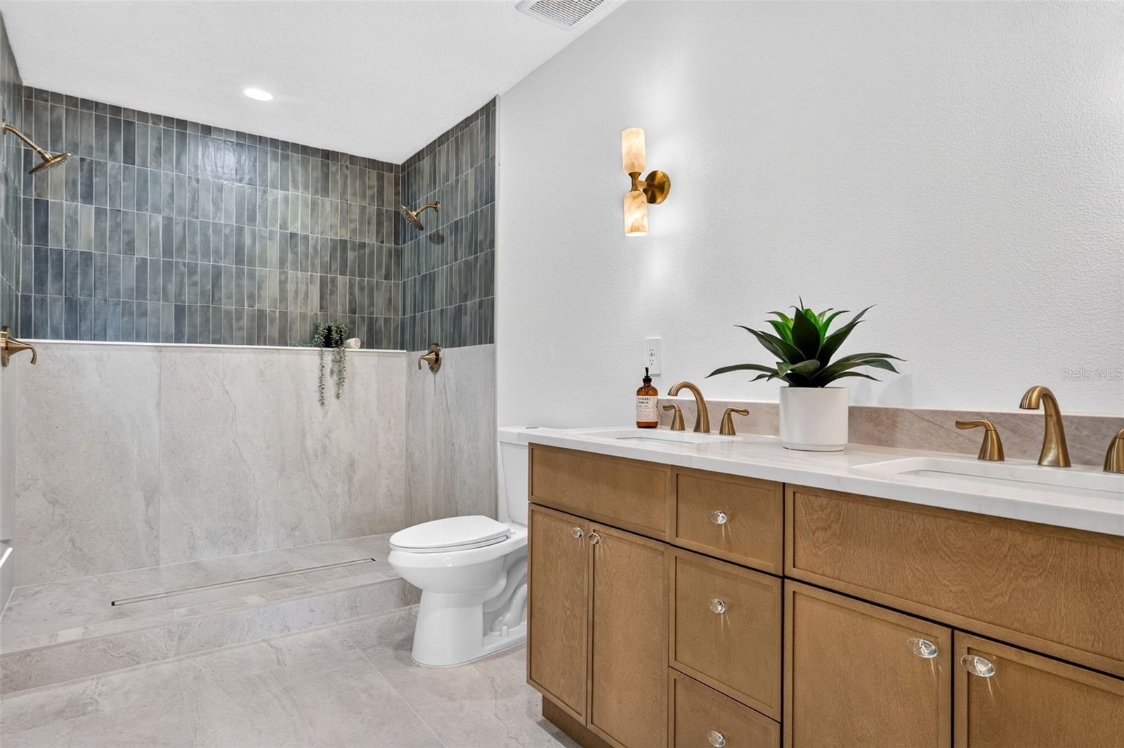3486 FLORAL DR — photo 25