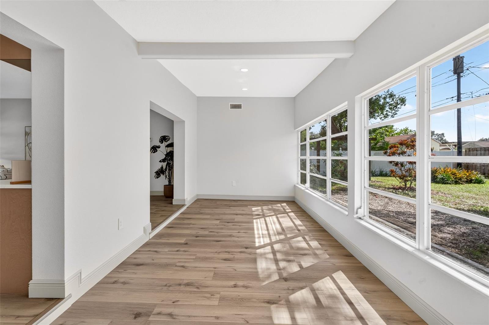 3486 FLORAL DR — photo 11