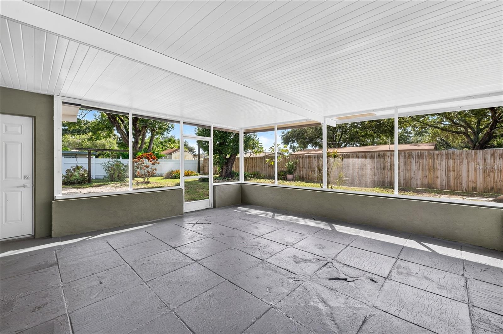 3486 FLORAL DR — photo 29