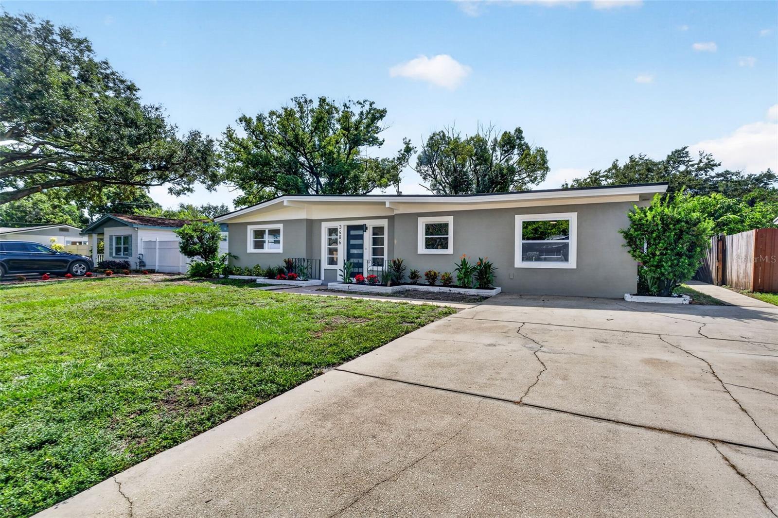 3486 FLORAL DR — photo 3