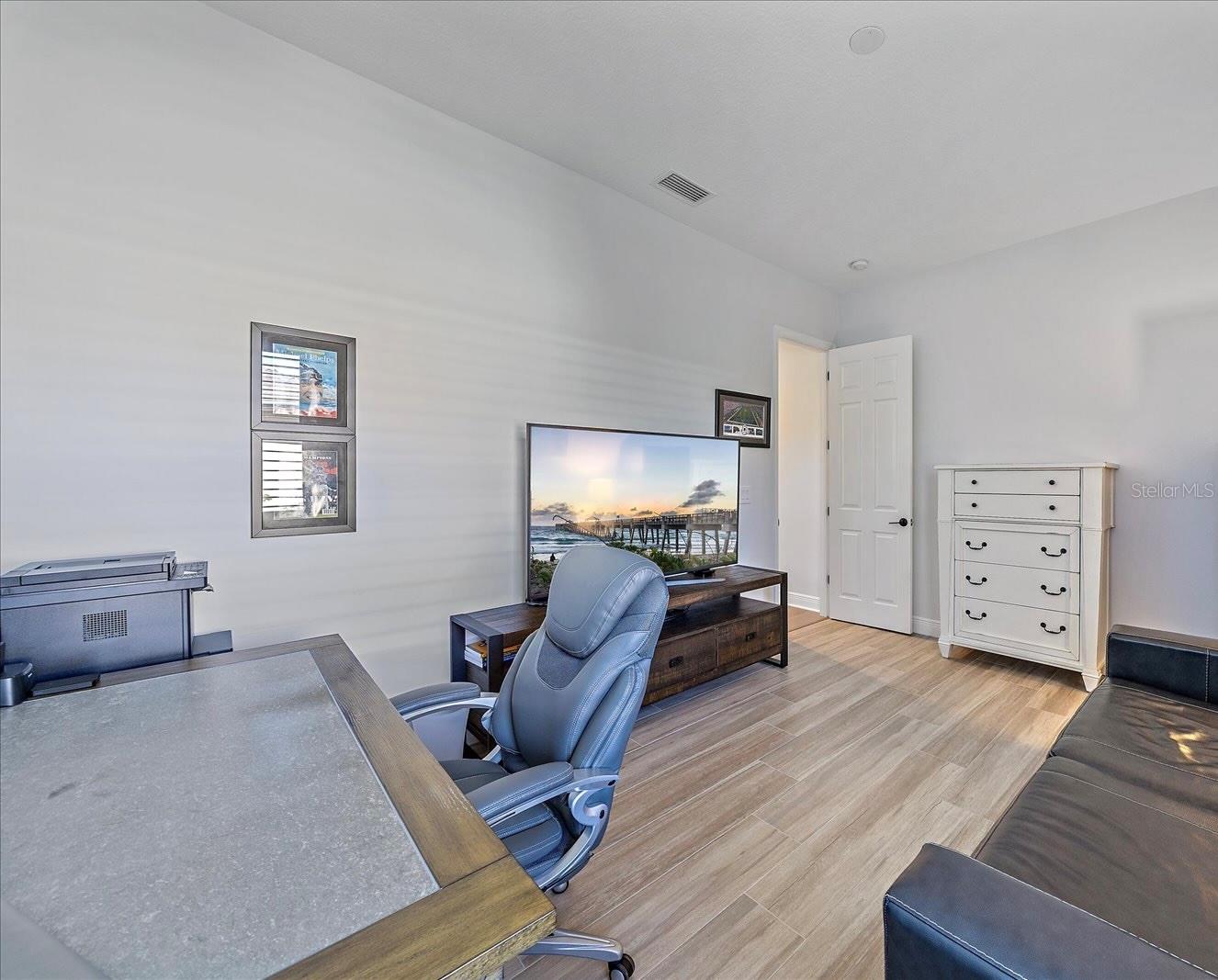 366 S CREEK CT — photo 27