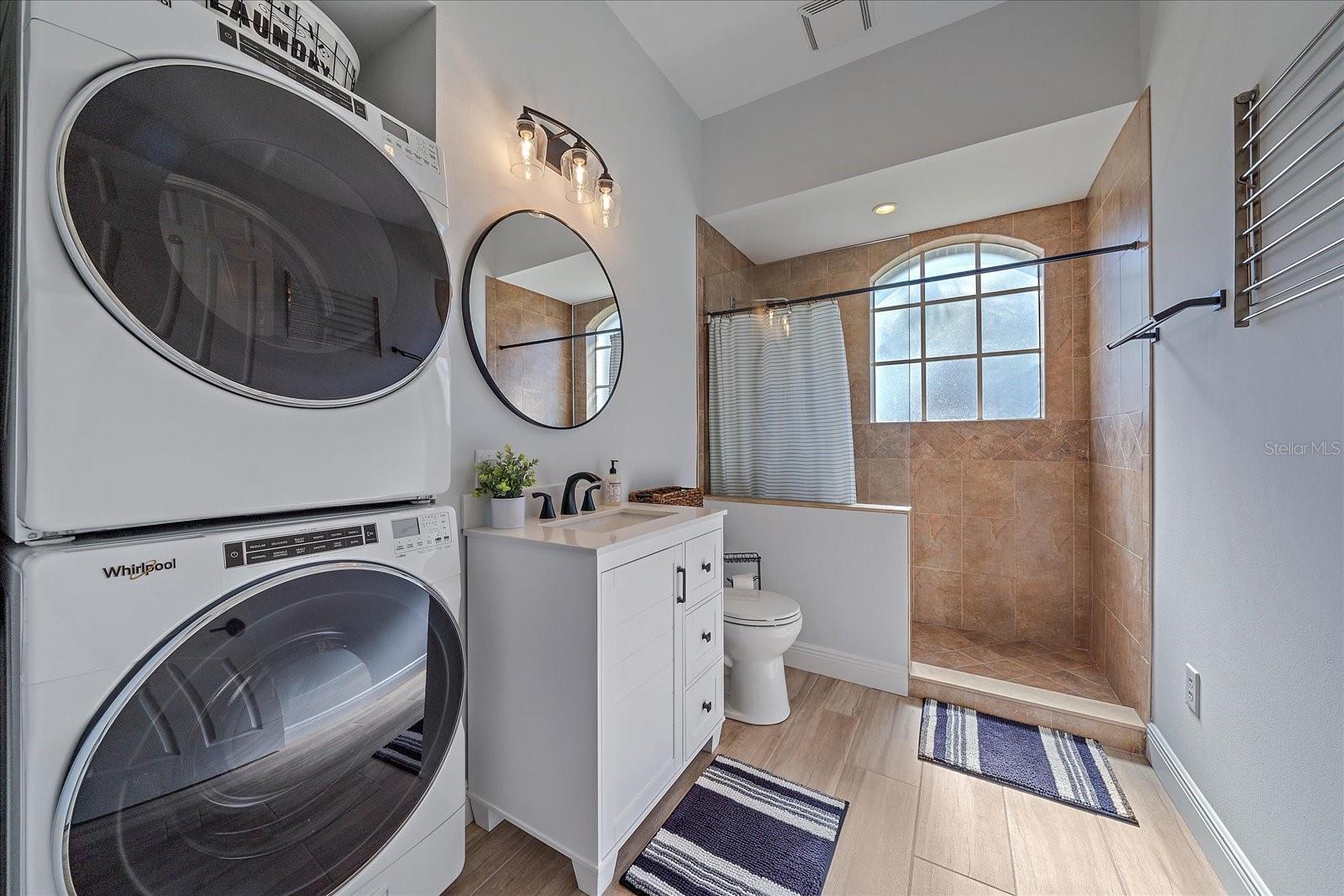 366 S CREEK CT — photo 33