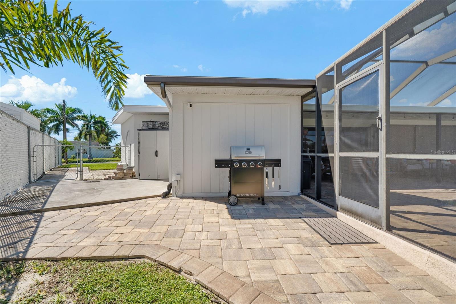 924 ARLINGTON RD — photo 47
