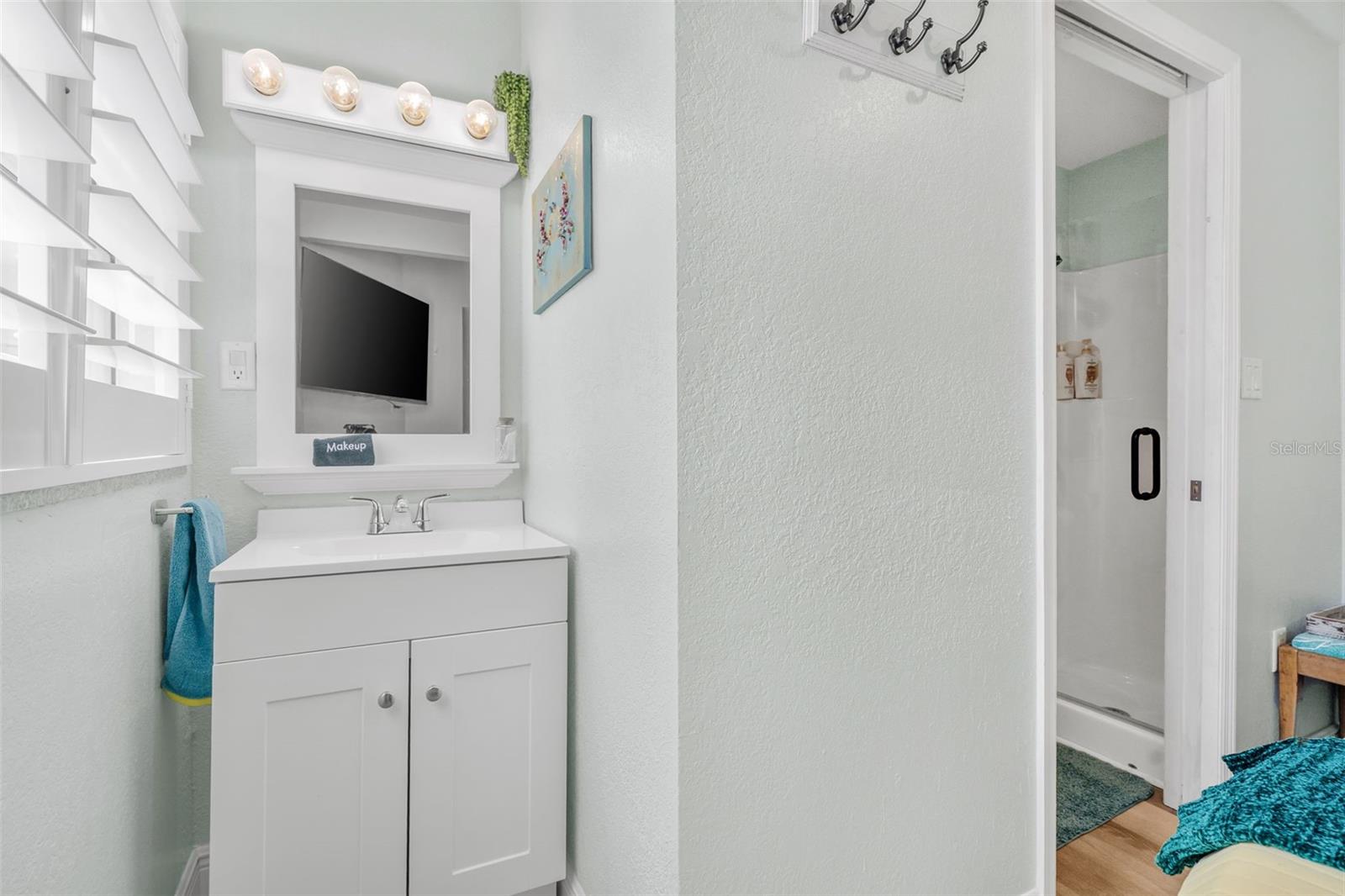 924 ARLINGTON RD — photo 30