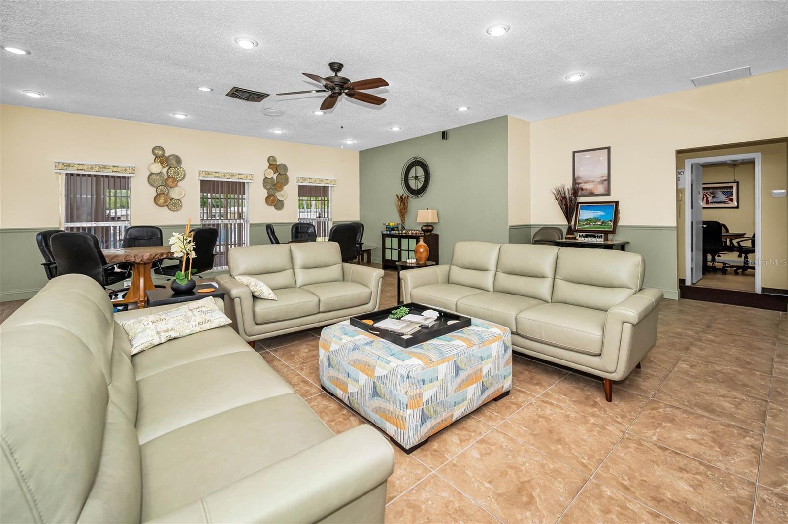 2957 FLINT DR S — photo 42