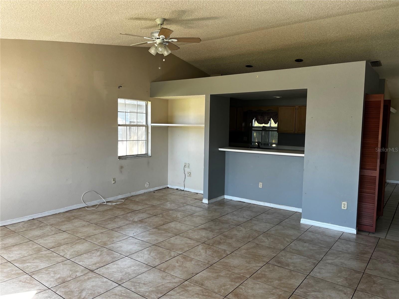 1890 FEATHER TREE CIR — photo 3