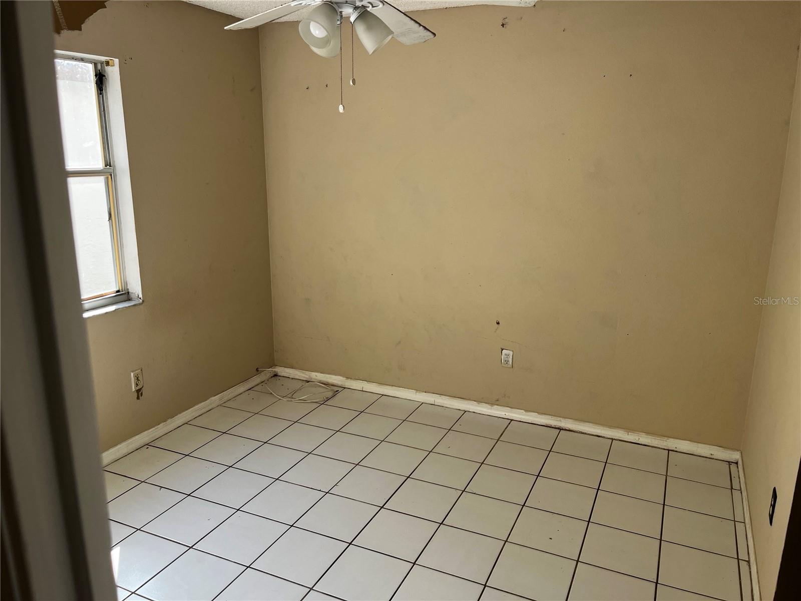 1890 FEATHER TREE CIR — photo 8