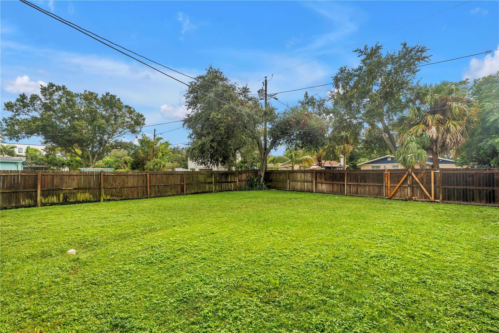 2511 QUINCY ST S — photo 3