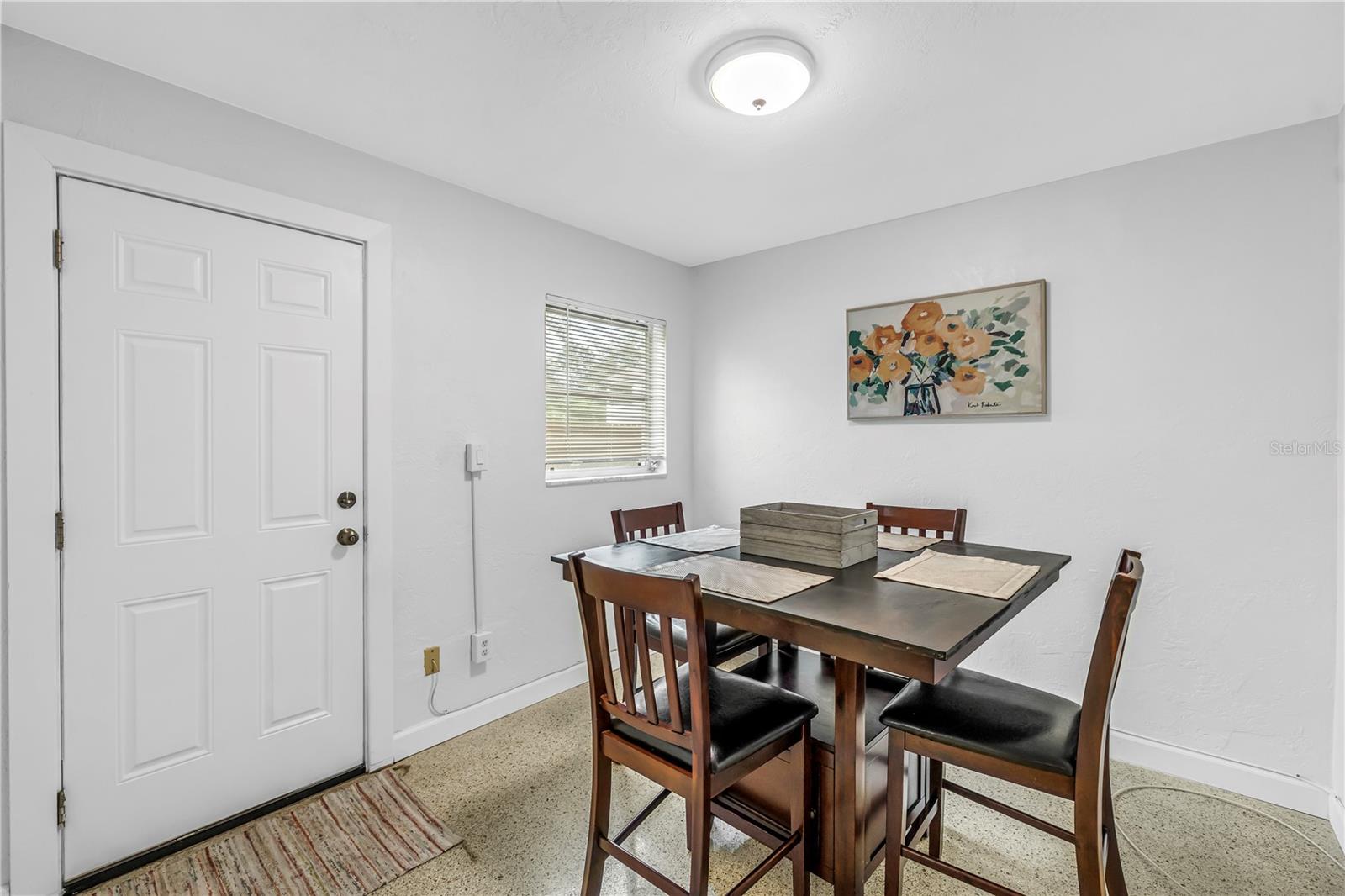 2511 QUINCY ST S — photo 15