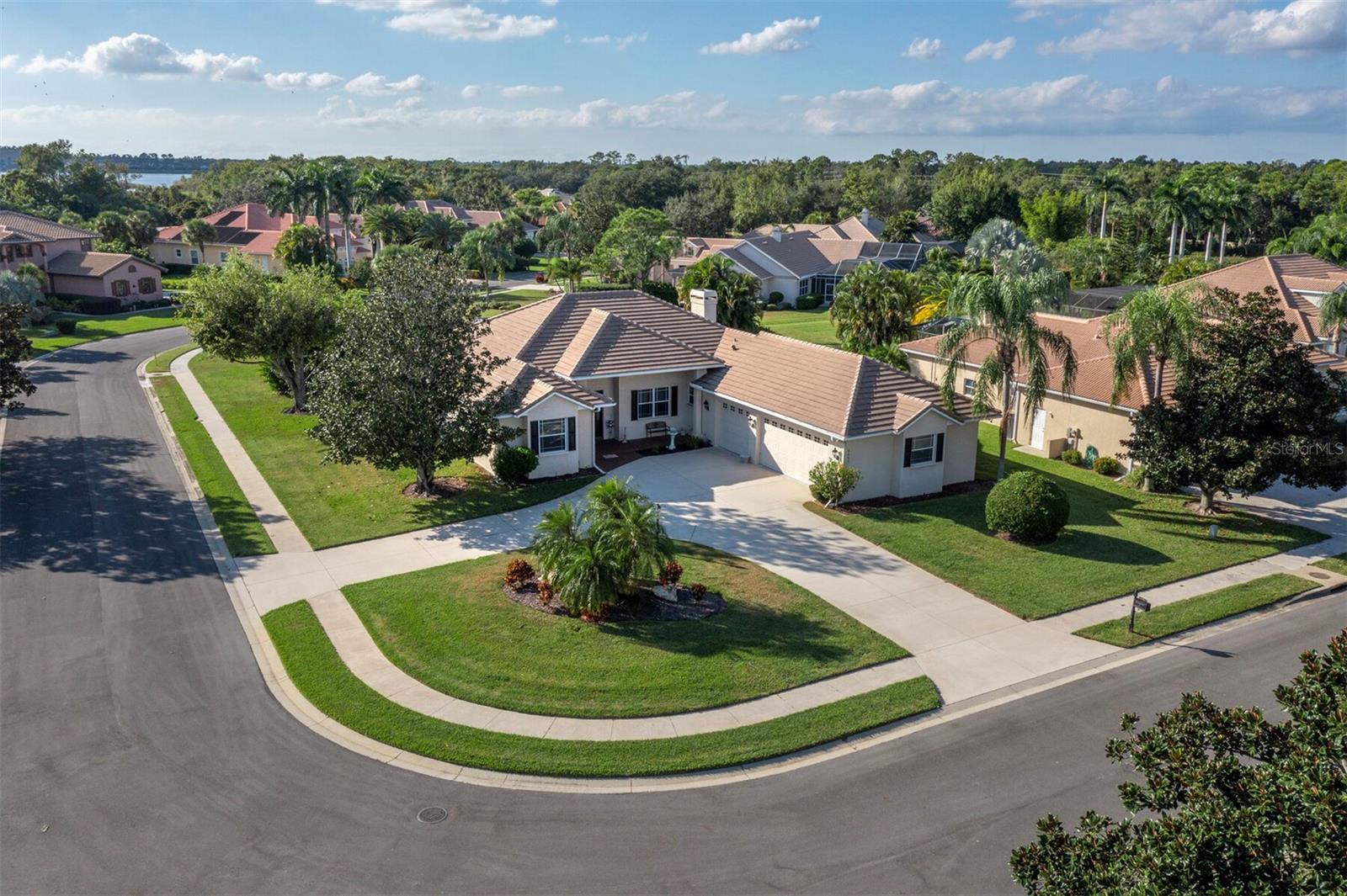 6643 BUTLERS CREST DR — photo 47